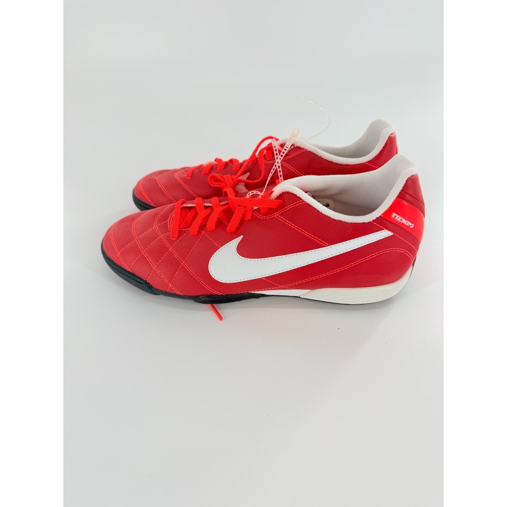 Nike Tiempo 509040-618 Red White Leather Indoor Soccer Shoes Men's Size 9.5 New